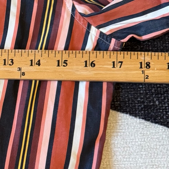 ETRO MILANO 100% Cotton Made in Italy Striped Button Down Top VGUC - Picture 6 of 7